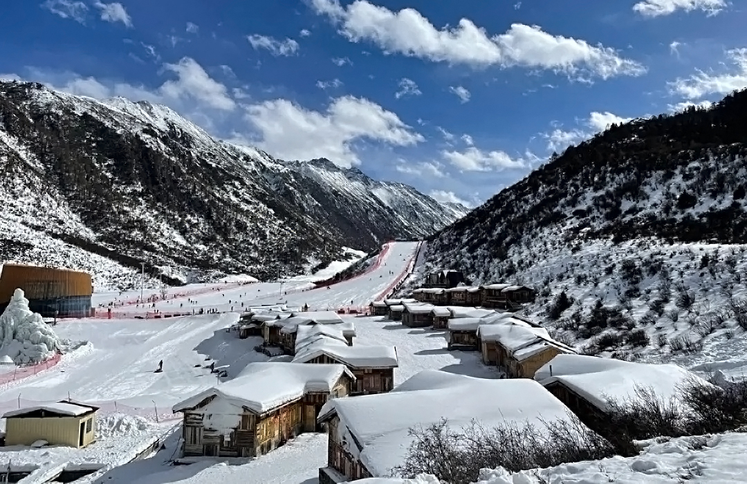 鹧鸪山滑雪场1080700-2
